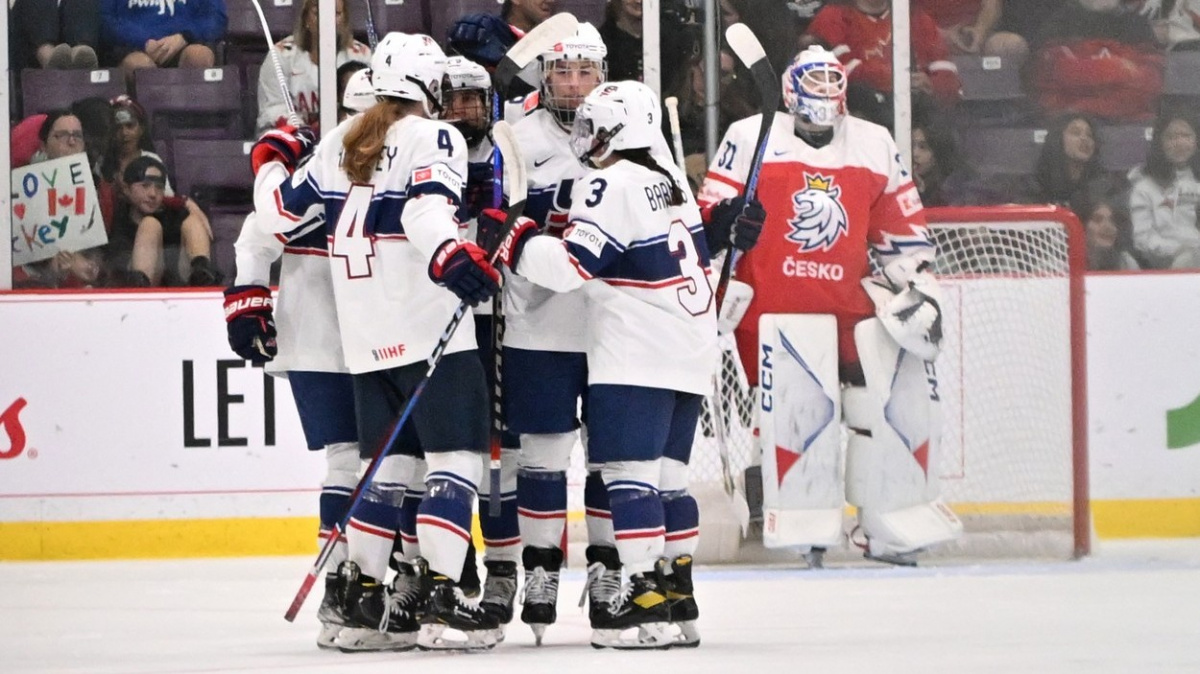 České hokejistky prohrály v semifinále MS s favorizovanými Američankami 1:9