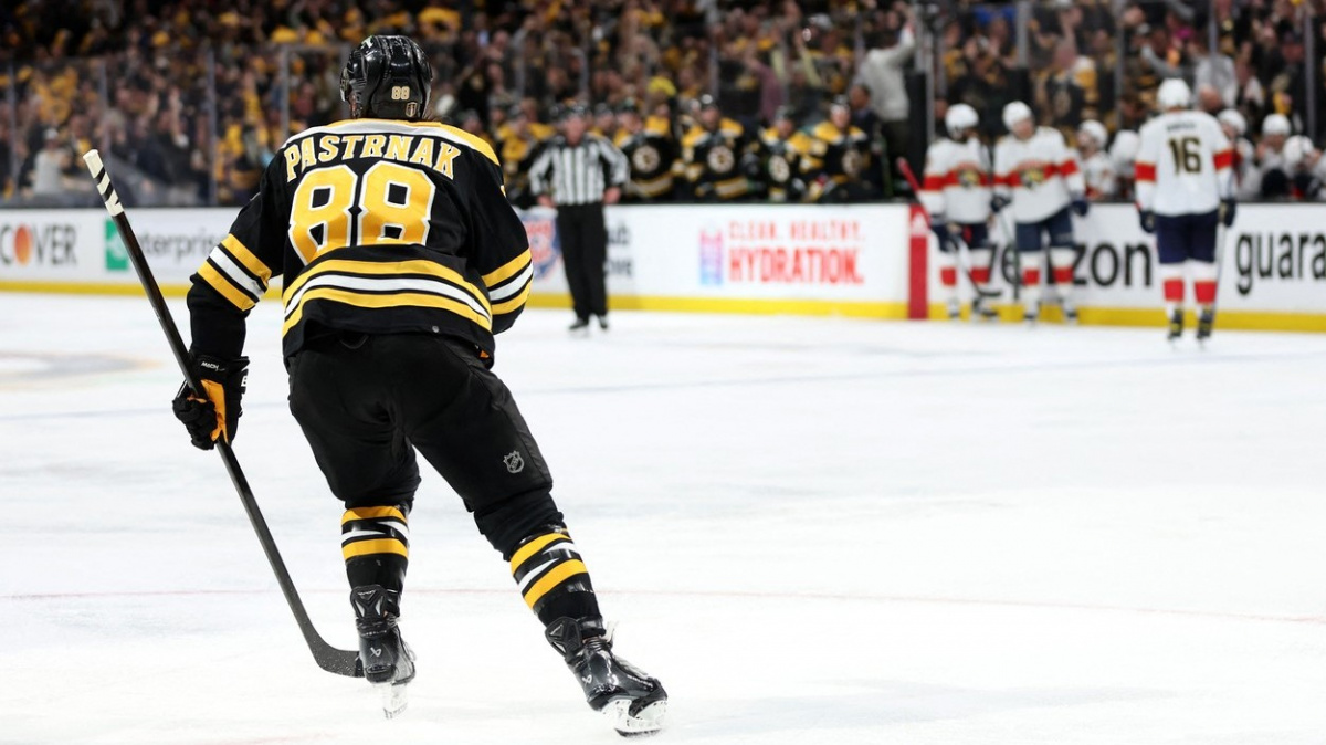 Pastrňák je spolu s McDavidem a Tkachukem mezi finalisty na zisk Hart Trophy