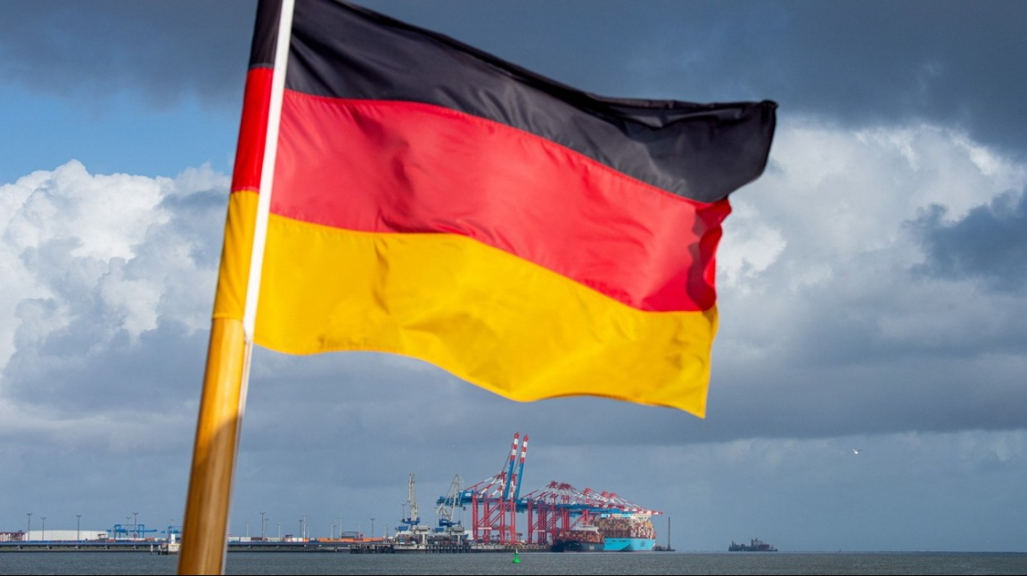 Die deutschen Exporte in das benachbarte Russland nehmen rasant zu.  Geht es darum, Sanktionen zu vermeiden?  |  Nachricht