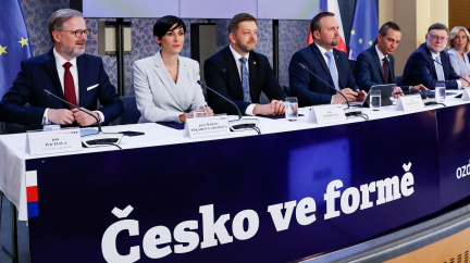 O připomínkách k balíčku je vláda sice ochotna diskutovat, nic zásadního ale měnit nechce