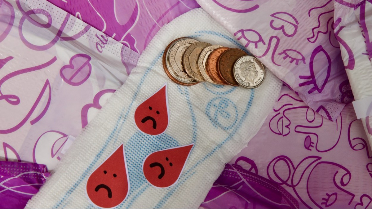 Ženy riskují zdraví, když kvůli chudobě při menstruaci používají tampony déle
