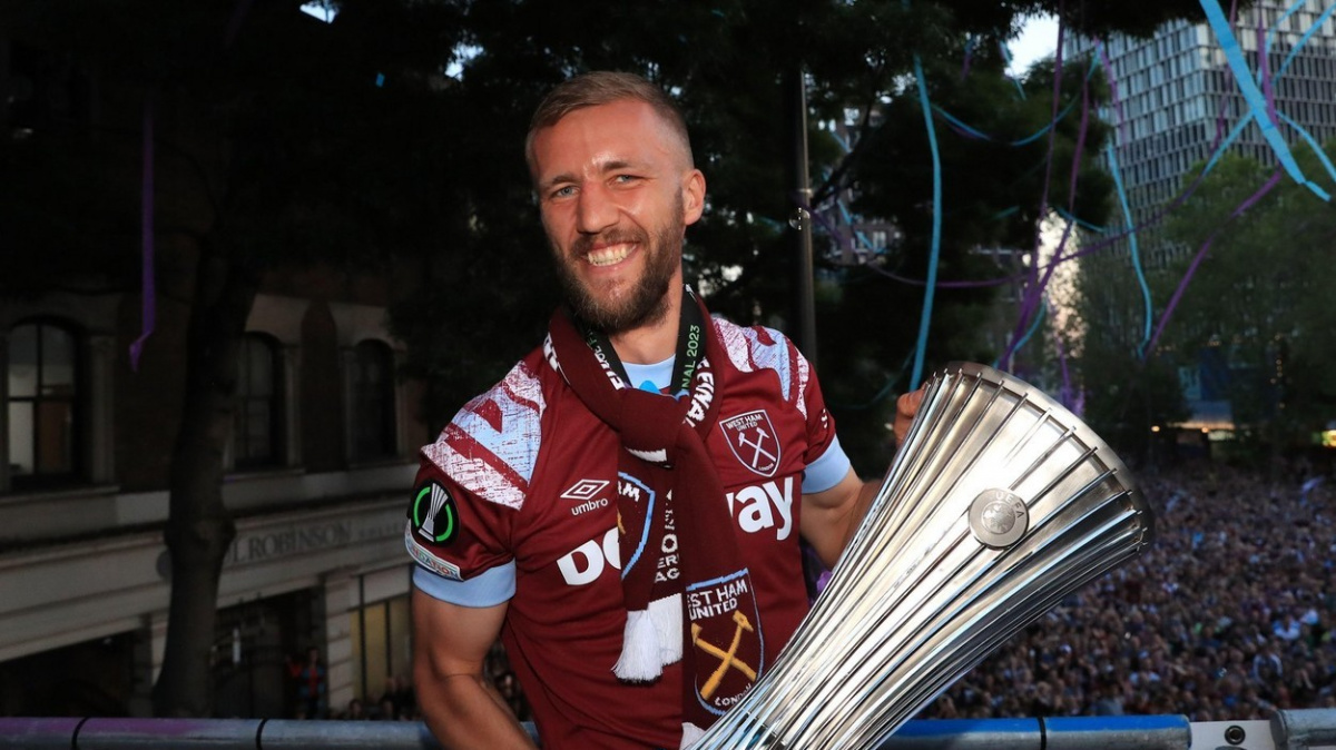 Souček o jediný bod vyhrál potřetí fotbalovou anketu Zlatý míč ČR