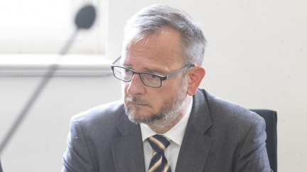 Žalobce navrhl Nečasovi v kauze trafik podmínku a půlmilionový peněžitý trest