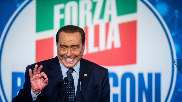 Politico: Silvio Berlusconi, muž, který svedl celou zemi