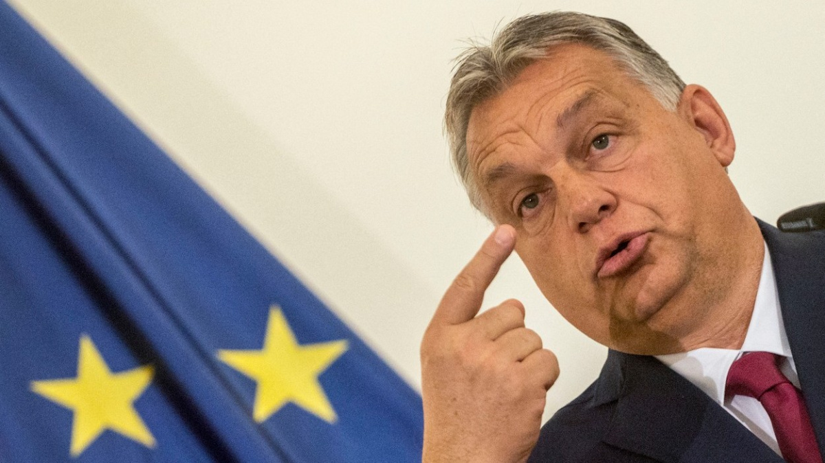 Kde jsou peníze z Bruselu? ptal se Orbán. U tvých kamarádů v Maďarsku, dostal odpověď
