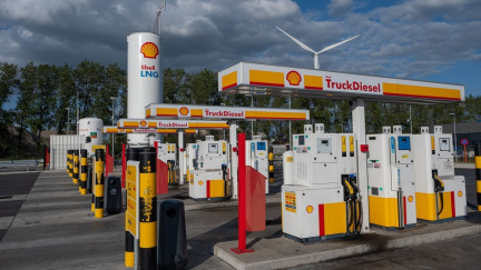 Shell dál obchoduje s ruským plynem. Přitom slíbil odchod z ruského trhu