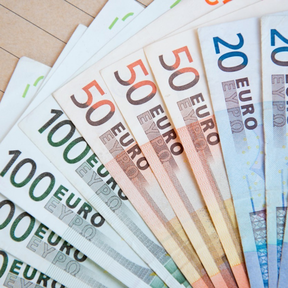 Že by ECB neměla dost jiných starostí? Zahájila průzkum o námětech pro nové eurobankovky