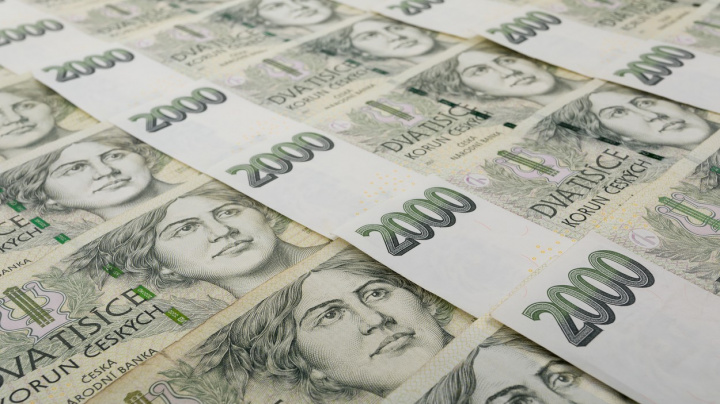 Meziroční inflace klesla pod 10 procent, Fiala to vydává za zásluhu vlády