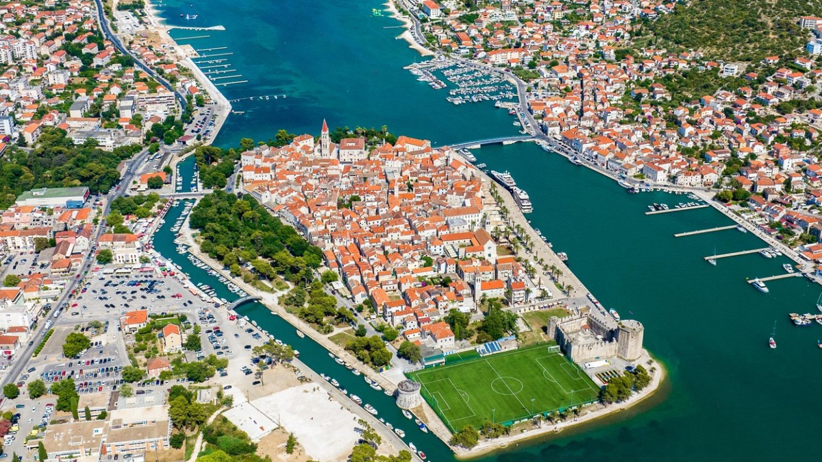 Jak se v Evropě vyhnout návalu turistů a užít si dovolenou?