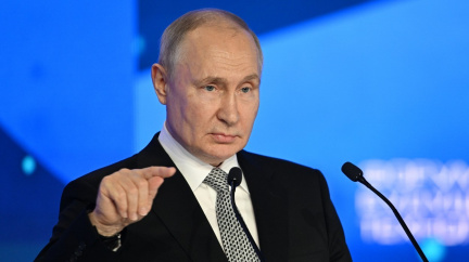 Putin: Rusko má právo použít kazetovou munici, jestliže bude použita proti němu