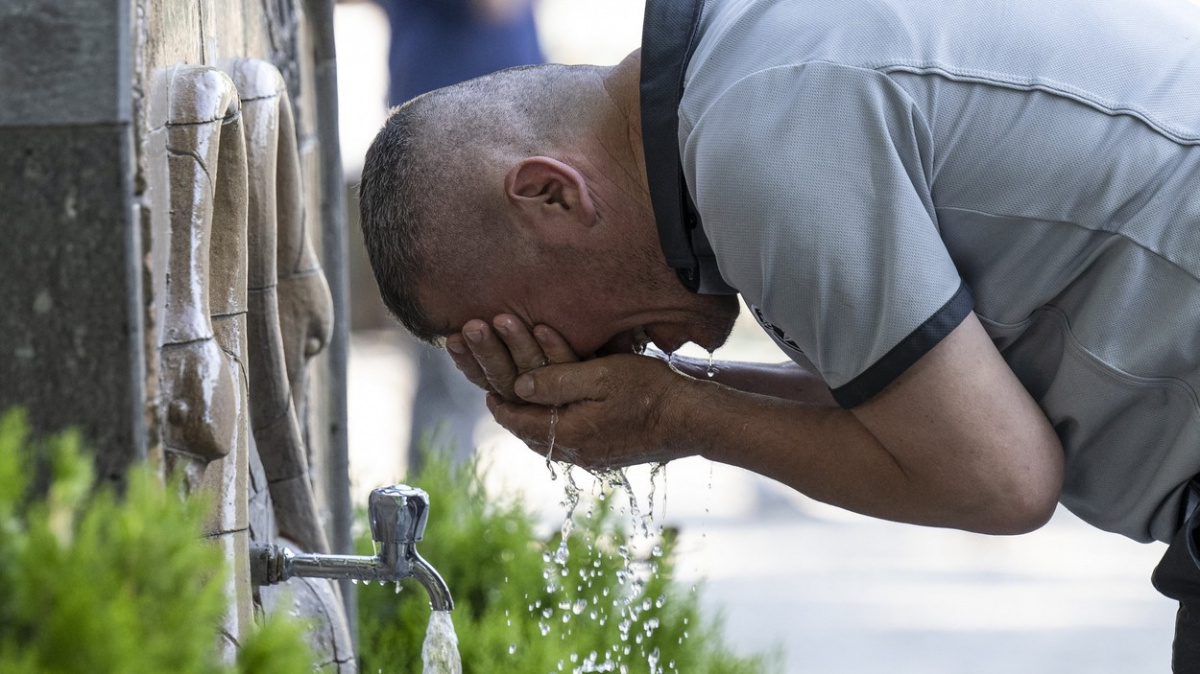 Teploty na mnoha místech světa přesáhnou čtyřicítku – včetně Středomoří