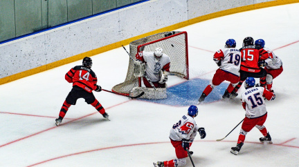 Osmnáctka podlehla ve finále Hlinka Gretzky Cupu Kanadě 2:3 v prodloužení