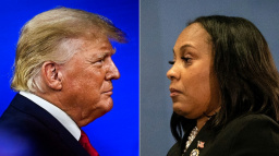 Volby se blíží: Trump čelí další obžalobě kvůli zásahům do voleb, obviněno i dalších 18 lidí