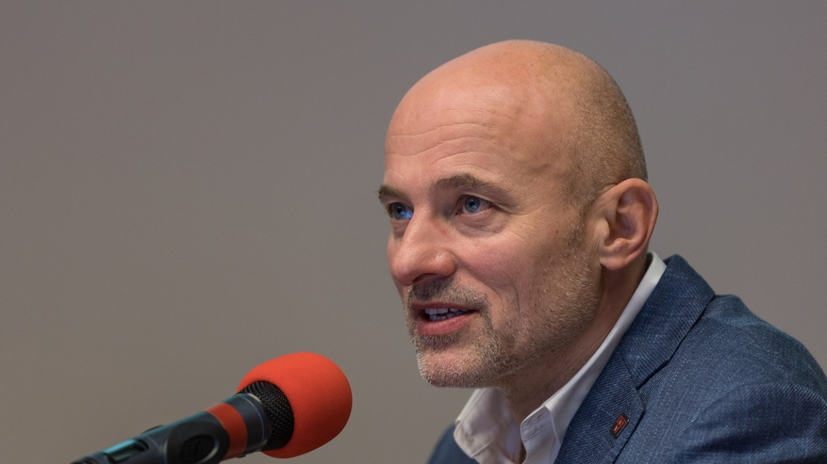 Ředitel IKEMu vydělal lichvou desítky milionů