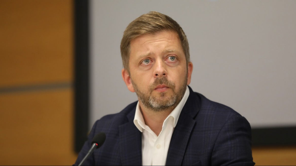 V Brně sněží, v Praze prší: V Partii se řešily aféry vládnoucí pětikoalice