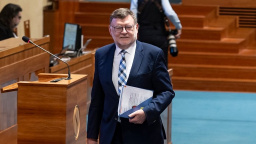 Vláda příští rok zatne 252miliardovou sekeru: MF předložilo návrh rozpočtu