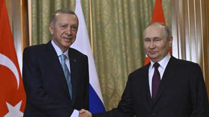 Tříhodinové jednání Putina s Erdoganem žádný posun v otázce obilné dohody nepřineslo