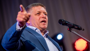 Fico varuje Pavla, aby nezasahoval do volební kampaně na Slovensku
