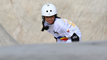 Devítiletá filipínská skateboardistka skončila na Asijských hrách sedmá