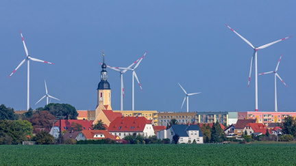 Nereálný cíl 2030? EU schválila zvýšení podílu obnovitelných zdrojů energie na 42,5 procenta