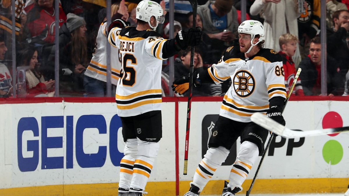 Hokejisty Pastrňáka a Krejčího v Bostonu zařadili mezi legendy do Týmu století