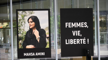 Evropský parlament udělil Sacharovovu cenu Kurdce Mahse Amíníové