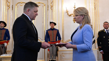 Aktualizováno: Slovensko má po volbách novou vládu, premiérem je počtvrté Robert Fico