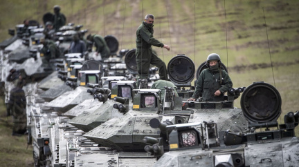 Nákup bojových vozidel CV90 může Česko vyjít až na 70,6 miliardy korun
