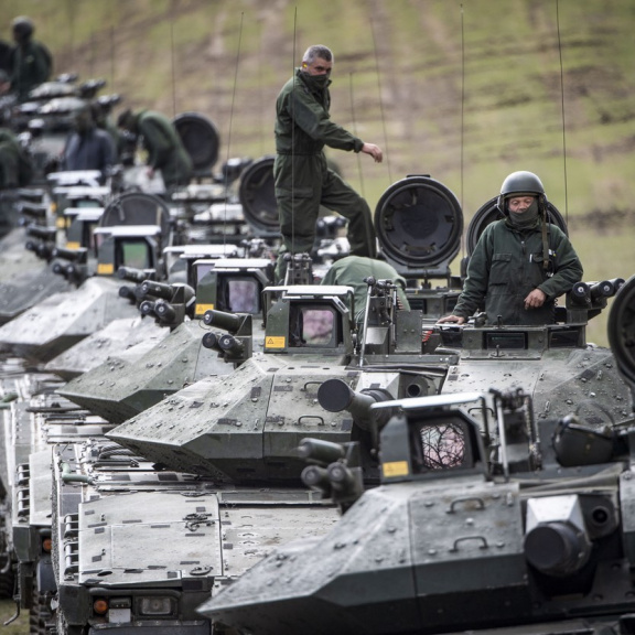 Nákup bojových vozidel CV90 může Česko vyjít až na 70,6 miliardy korun