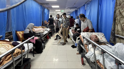Hlavní nemocnice v Gaze přerušila činnost, dětem tu hrozí smrt, tvrdí Palestinci