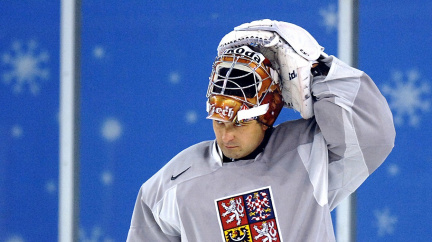 Zemřel bývalý hokejový brankář a olympijský vítěz z Nagana Roman Čechmánek
