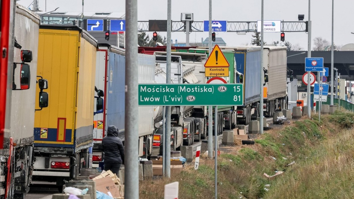 Nejdřív ukončete blokádu hranic, pak se může jednat, vyzývá Kyjev Varšavu