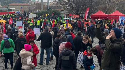 Aktualizováno: Odbory jsou podle Středuly připravené dál protestovat, pokud vláda nebude jednat