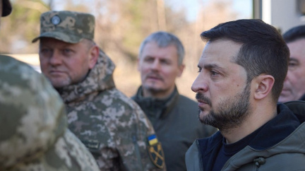 Boj o moc na Ukrajině? Zelenskyj při jednání s veliteli obchází Zalužného