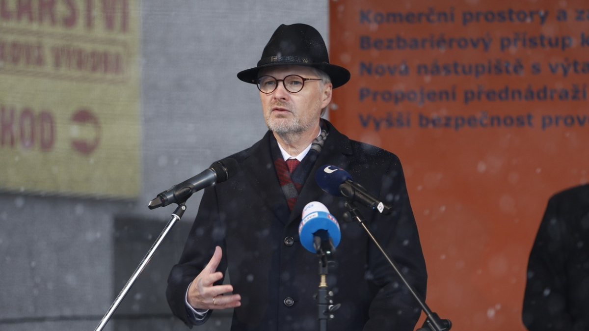 Lídr lékařů vyzval ke stažení výpovědí z přesčasů. To očekává i premiér Fiala