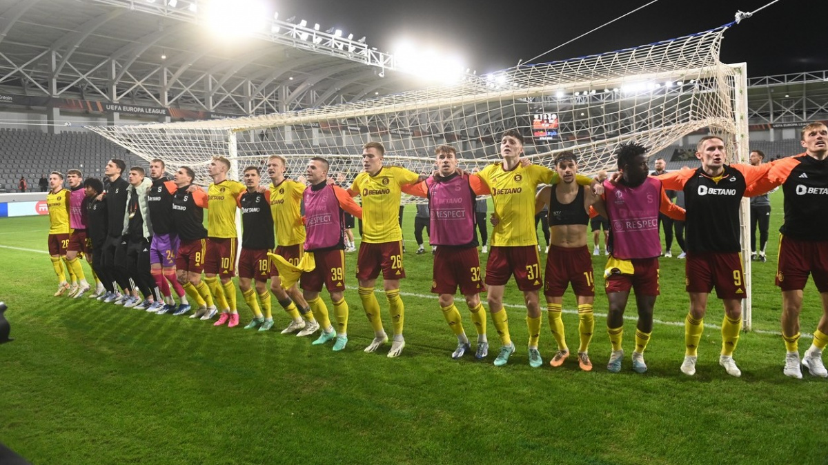 České fotbalové týmy si v žebříčku UEFA upevnily 11. místo a vydělaly už 760 milionů