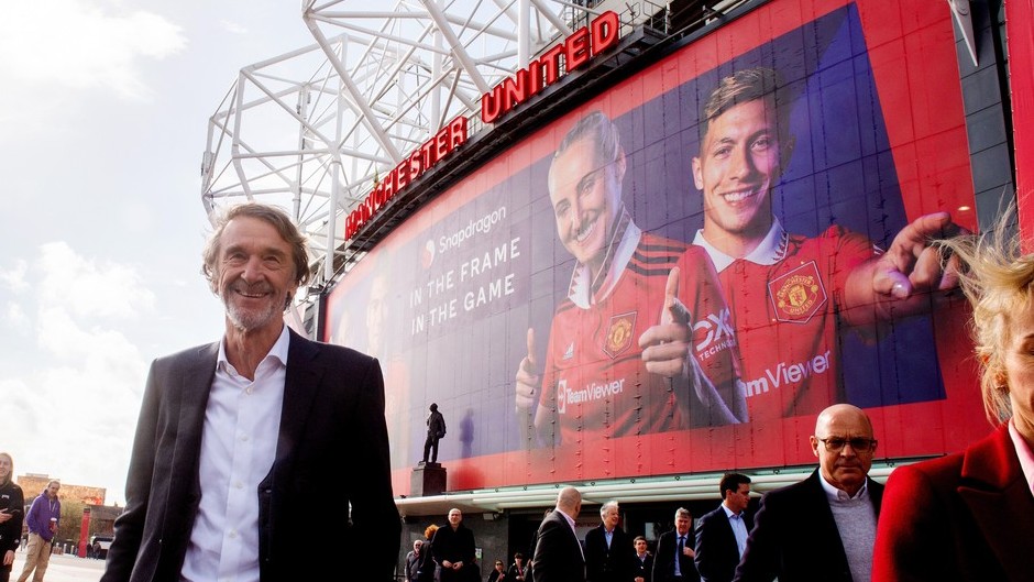 Ratcliffe koupil za 35 miliard korun čtvrtinu Manchesteru United