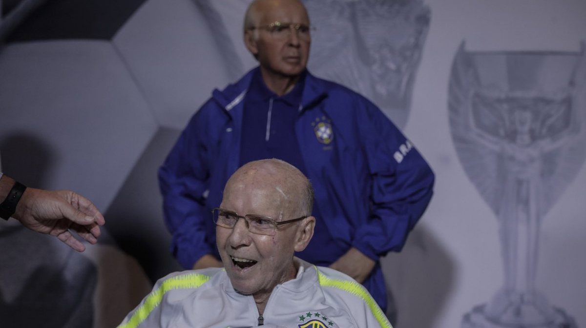 Ve věku 92 let zemřela brazilská fotbalová legenda Mário Zagallo