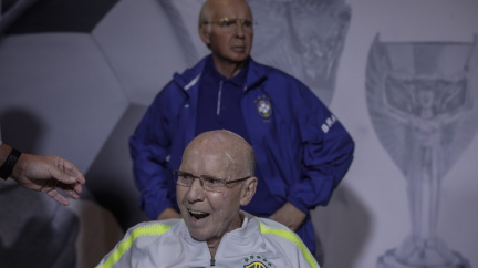 Ve věku 92 let zemřela brazilská fotbalová legenda Mário Zagallo