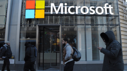 Ruští hackeři pronikli do podnikových systémů Microsoftu. Ukradli e-maily