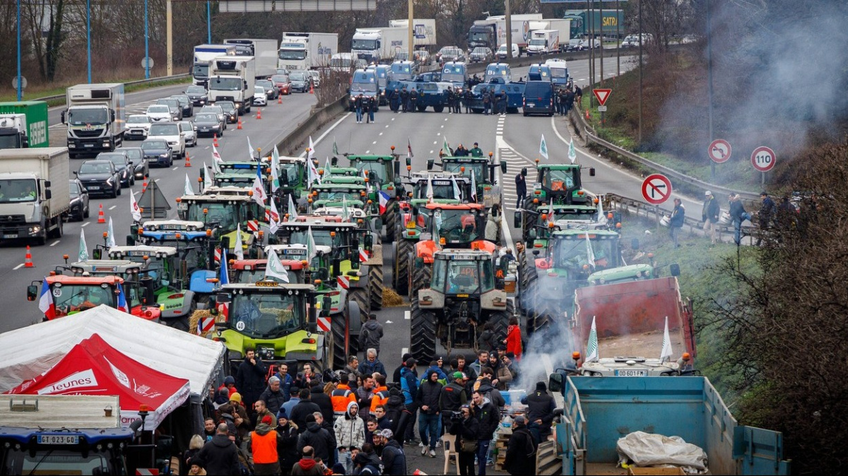 EK chce uklidnit zemědělce: navrhuje omezit dovoz některých produktů z Ukrajiny