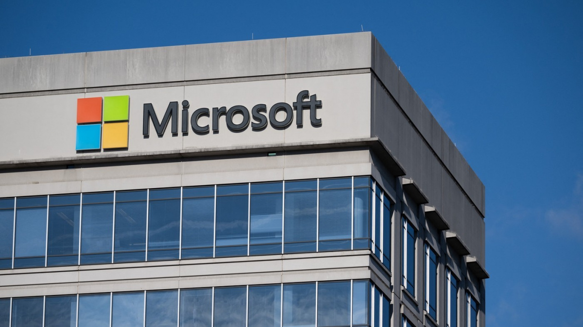 Microsoft se kvůli regulátorům vzdává místa ve správní radě OpenAI
