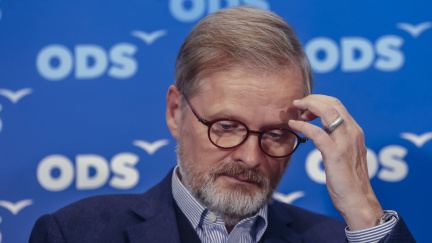 Překvapivý vývoj ve vládě, Fiala odvolává Bartoše z pozice ministra a vicepremiéra