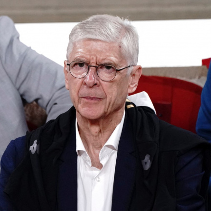 FIFA zřídila pracovní skupinu dbající o ochranu zdraví fotbalistů, povede ji Wenger