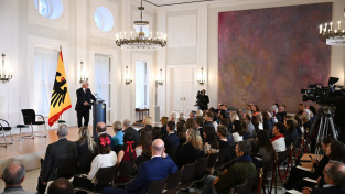 Německý prezident je připraven rozpustit parlament, země potřebuje stabilitu