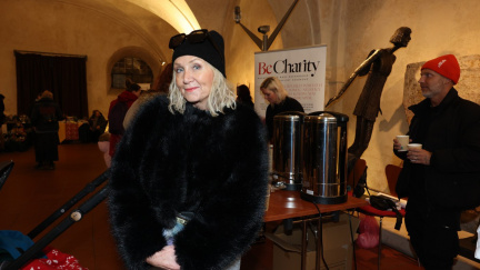 Soused Basikové si stěžuje: "Pětidenní mejdan je už moc"