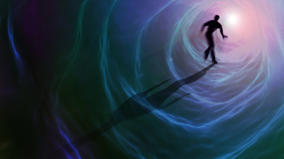 Život po smrti? Uznávaný lékař tvrdí, že ano. Má tři důkazy