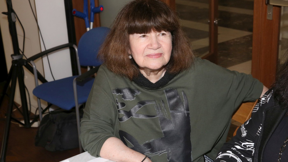 Děsivý útok. Oblíbenou herečku napadli psi, musela do nemocnice