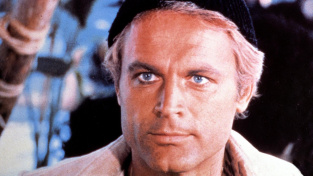 Oči jak dva safíry: Legendární Terence Hill slaví narozeniny. Šarmu má pořád na rozdávání