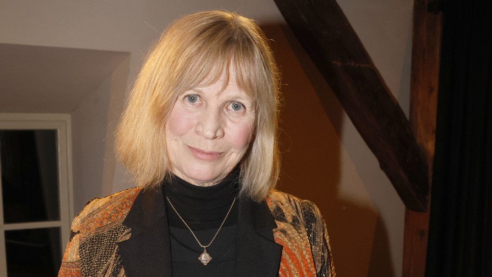 Umí všechno: Hraje, zpívá, píše. Fenomenální Jitka Molavcová slaví významné jubileum